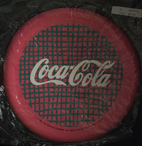 25175-1 € 3,00 coca cola frisbee rode rand buigzaam.jpeg